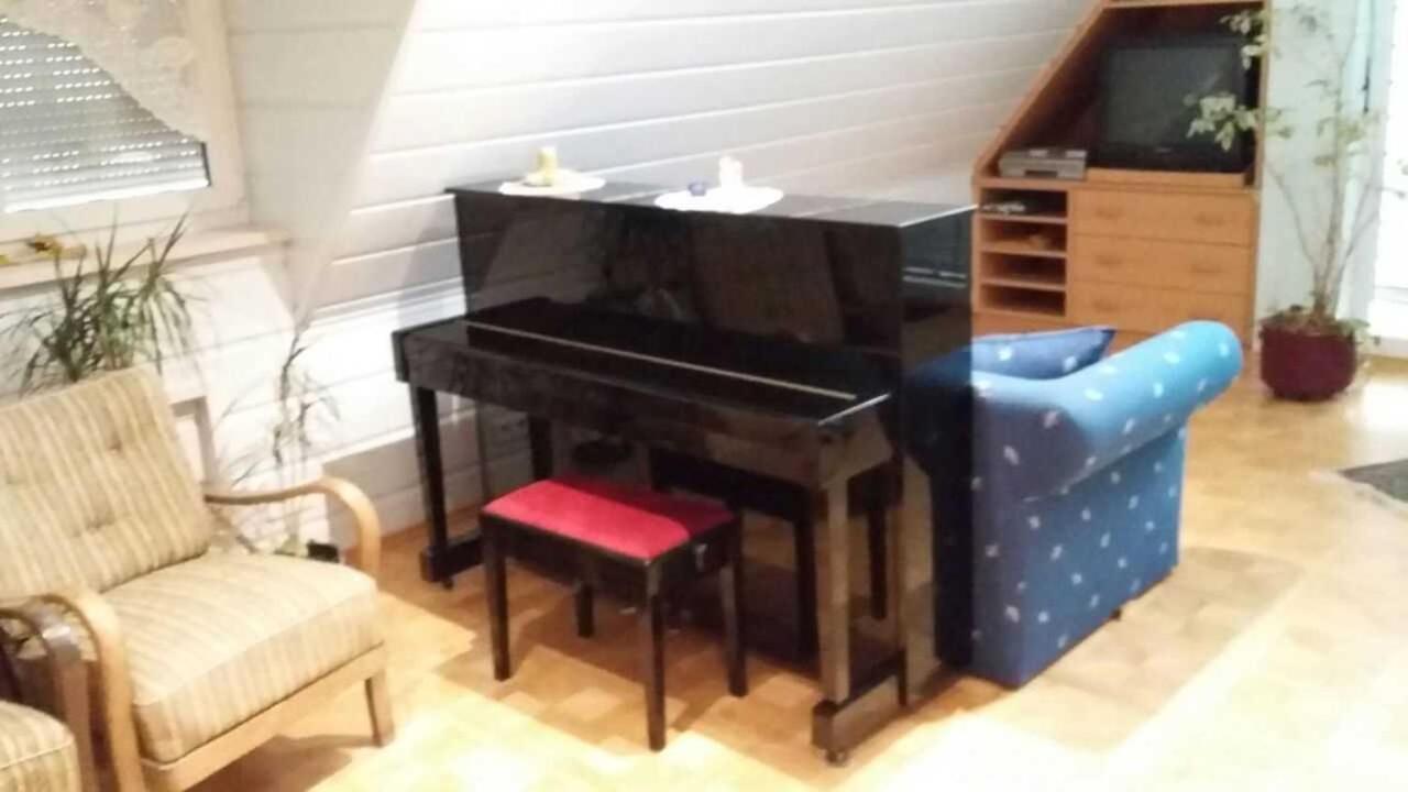 Galerie Ueber Den Gaerten 黑尔博尔茨海姆 外观 照片